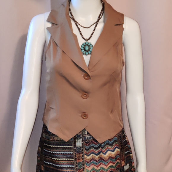 NWT-UPC Brown Lapel Front Vest - Picture 3 of 3